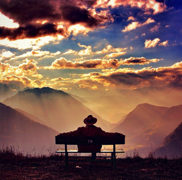 bench-sit-gratitude-sun-light-sunrise-sunset